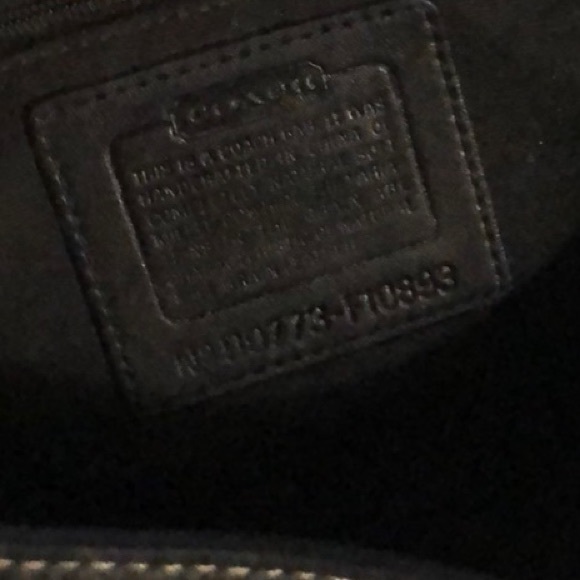 Coach leather field bag black pebbled leather EUC - Picture 2 of 5